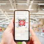 how to create a qr code with a logo for brand campaigns